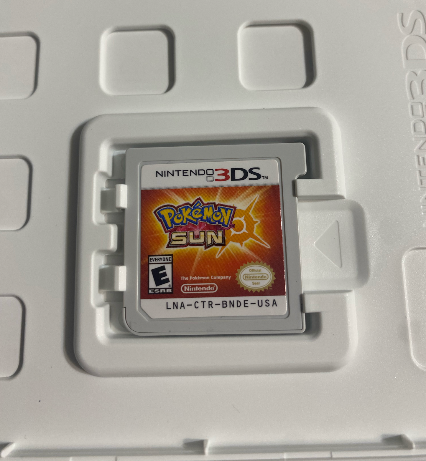 Pokémon Sun Big Box With Sealed Solgaleo Figure