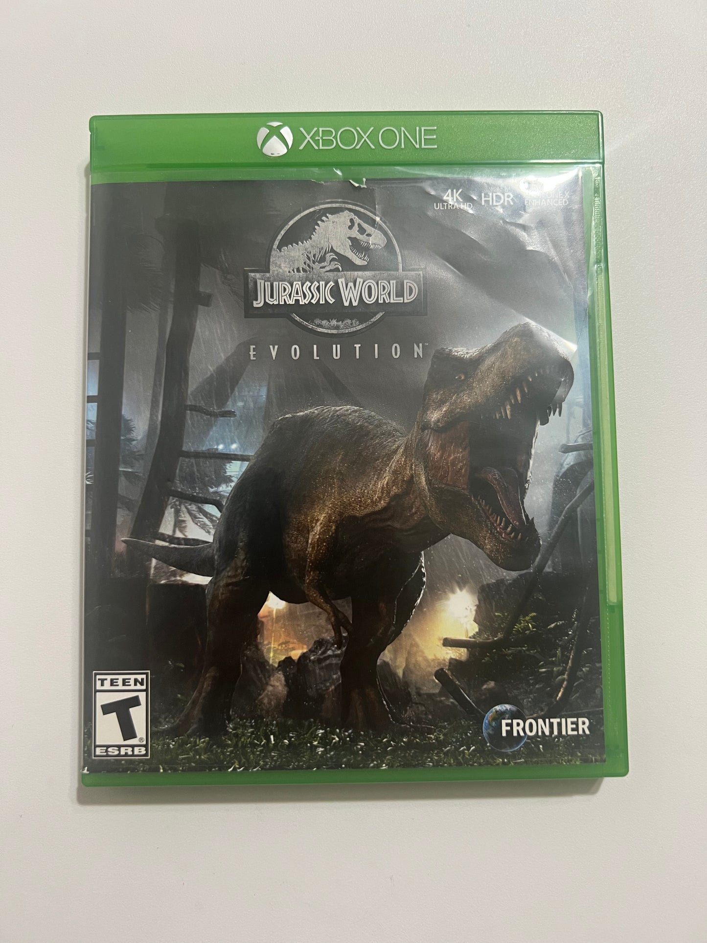 Jurassic world evolution - Xbox one